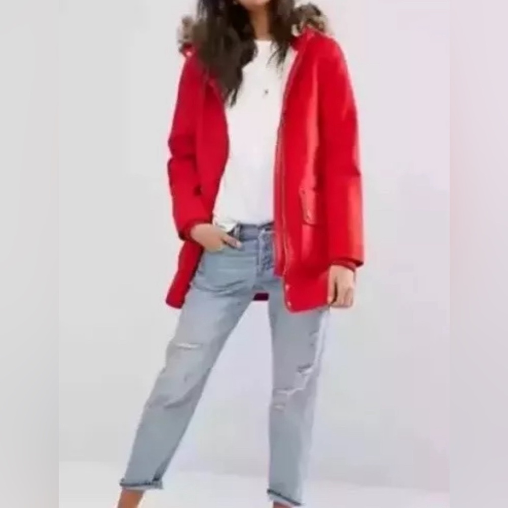 Abercrombie and Fitch Heritage Wool Coat Red
Vintage. XS. Hood. Fur Trim